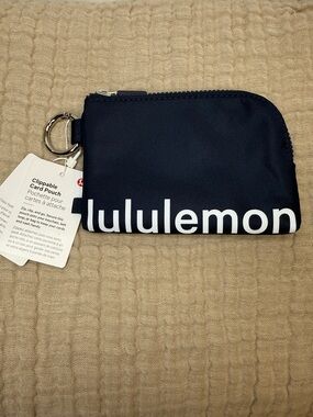 NWT Lululemon Clippable Card Pouch